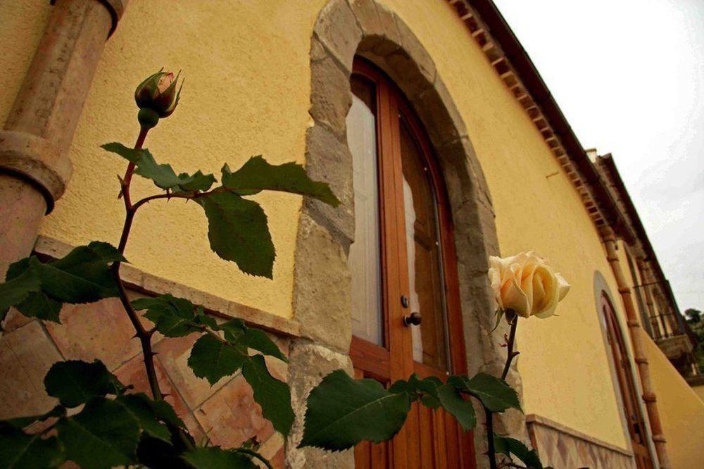 Pensjonat Patitiri Santa Teresa Di Riva Zewnętrze zdjęcie